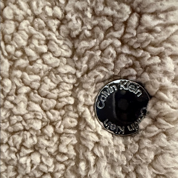 Calvin Klein Beige Sherpa Jacket. Teddy Jacket. Size L - Picture 3 of 9